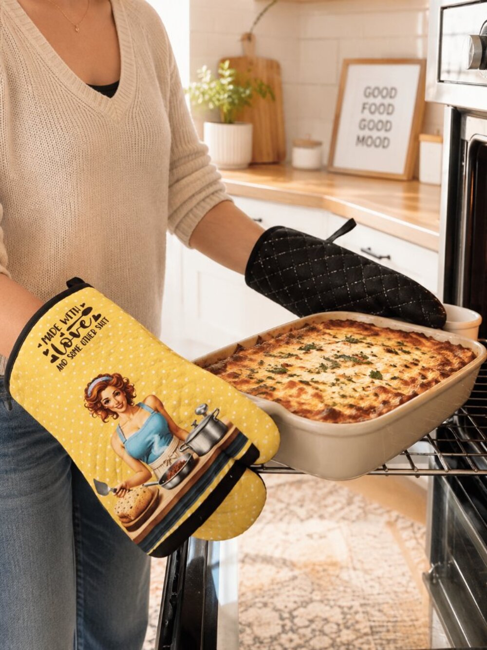 Retro Yellow Oven Mitts 2pc Vintage Pin Up Funny Kitchen